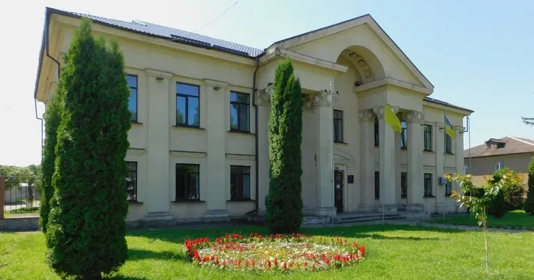 Фото з відкритих джерел Відбулося чергове засідання виконавчого комітету Валківської міської ради, на якому розглянули низку термінових питань.