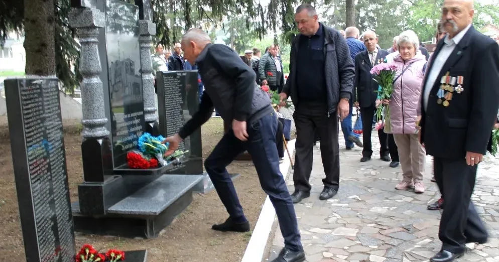 Фото Валківської міської ради Мітинг-реквієм з нагоди Чорнобильської трагедії провели у громаді.