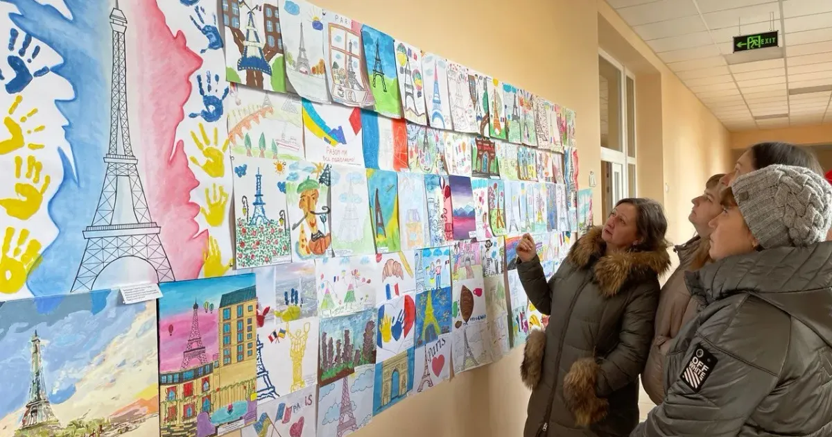 Фото відділу освіти Валківської міської ради Торік сім комун на півночі Тулузи утворили Альянс та підписали Хартію солідарності з Валківською громадою. Стосувалася вона й освітньої галузі. Тож у відповідь відділ освіти Валківської міської ради оголосив лютий місяцем Франції в освітніх закладах громади.